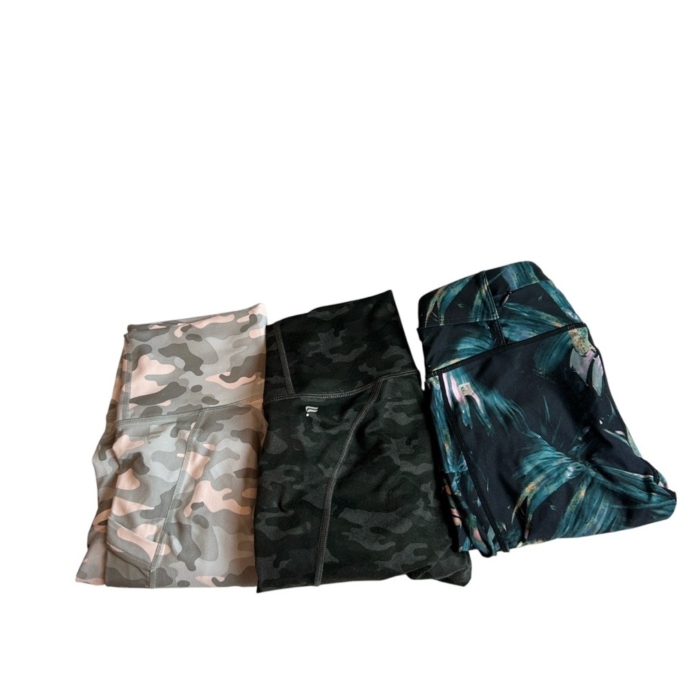Bundle of Three Fabletics Pants Tropical and Camouflage Leggings SZ XS